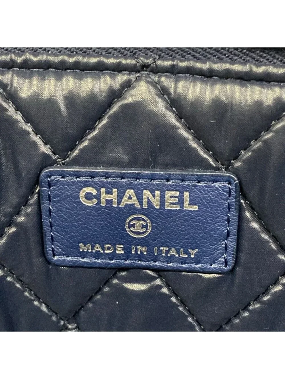 Chanel Clutch Quilted Navy Silver Lambskin